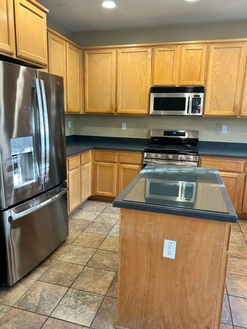 SACRAMENTO House: 4934 TROUVILLE LANE