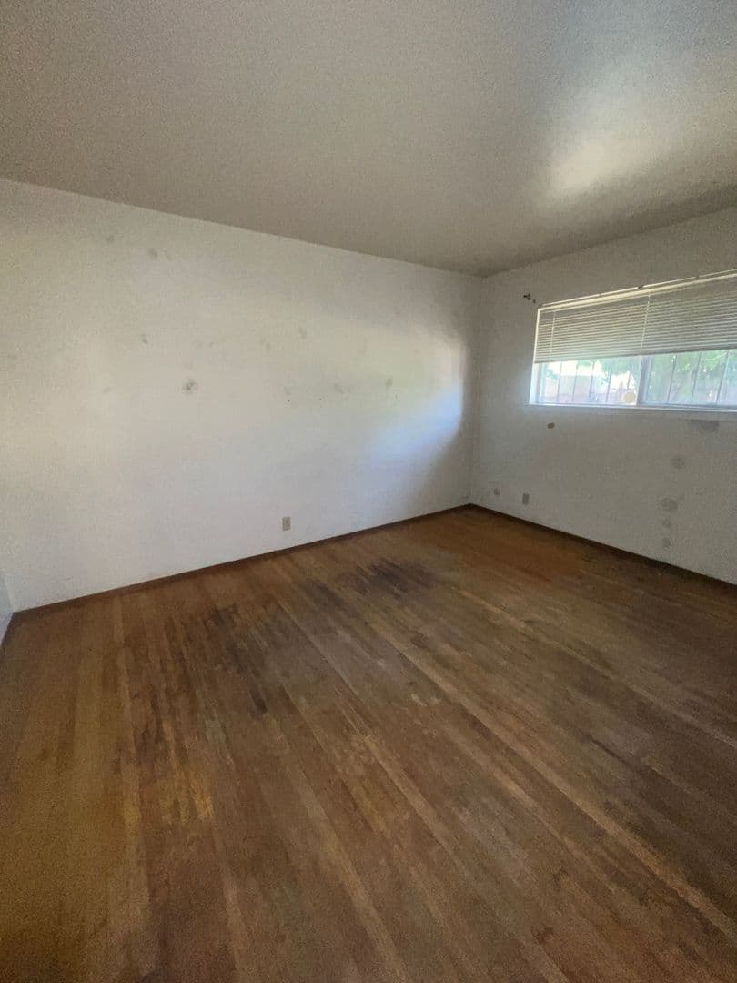 SACRAMENTO Apartment: 7446 21ST - 7419 COSGROVE
