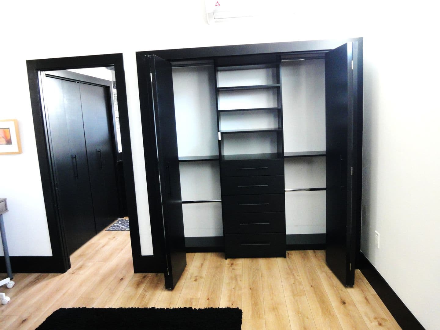 Carmichael House: 4708 Marlborough Way