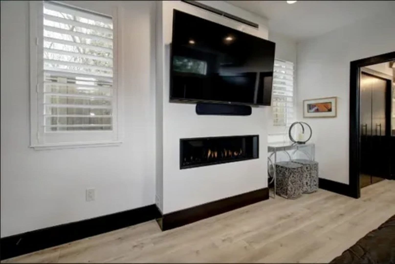 Carmichael House: 4708 Marlborough Way