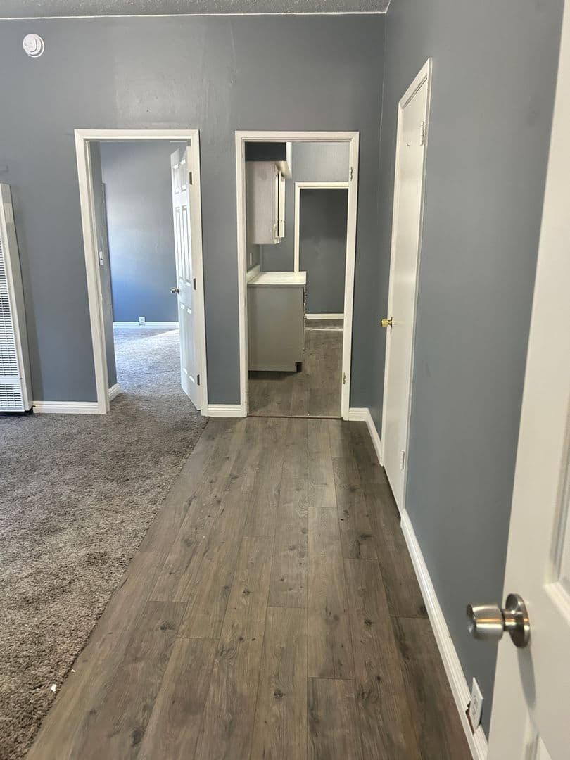 Sacramento Apartment: 423 13th Street