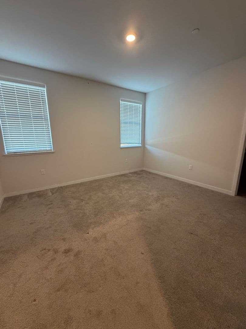 ROSEVILLE House: 6112 REDONDO WAY