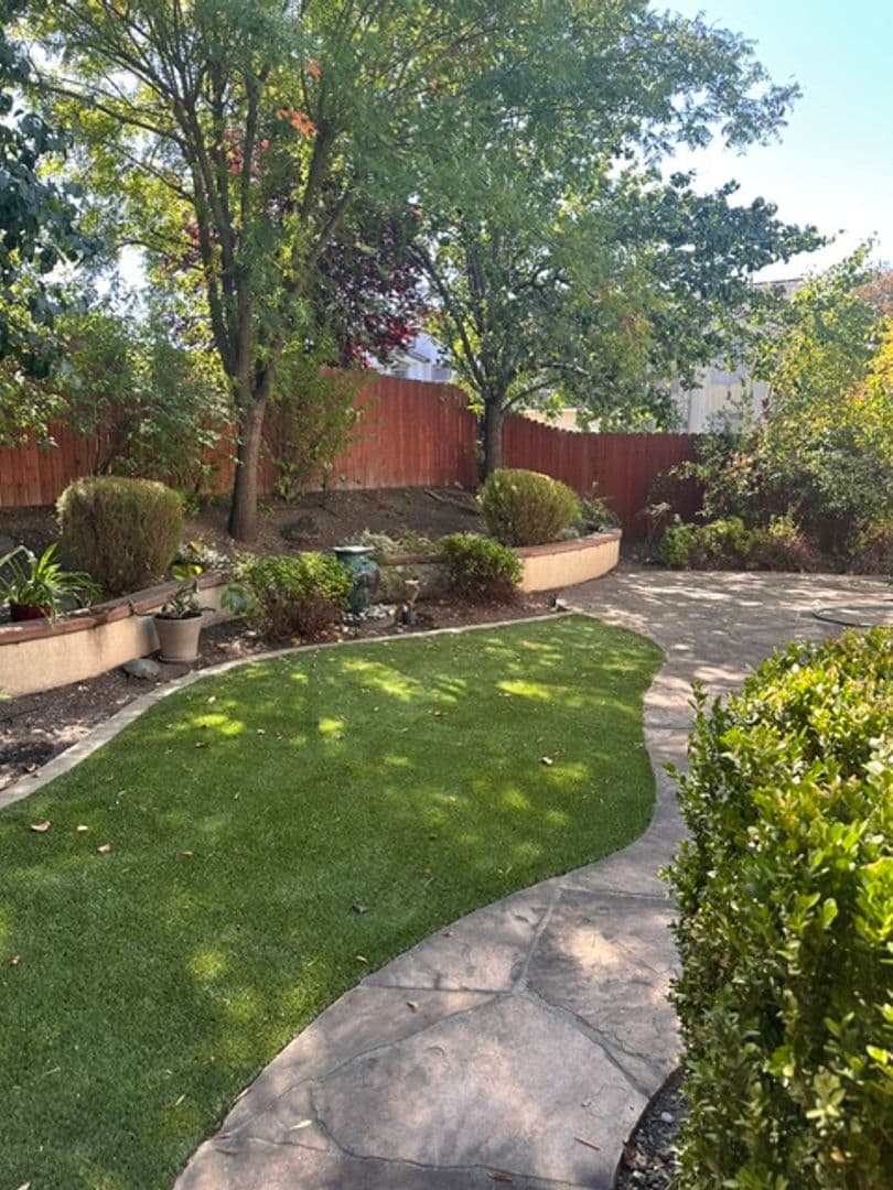 Rocklin House: 1500 Olympic Circle