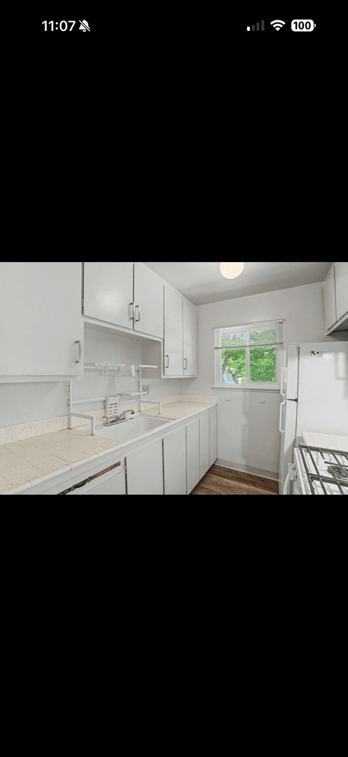 DAVIS Condo: 1703 DONNER AVENUE #4