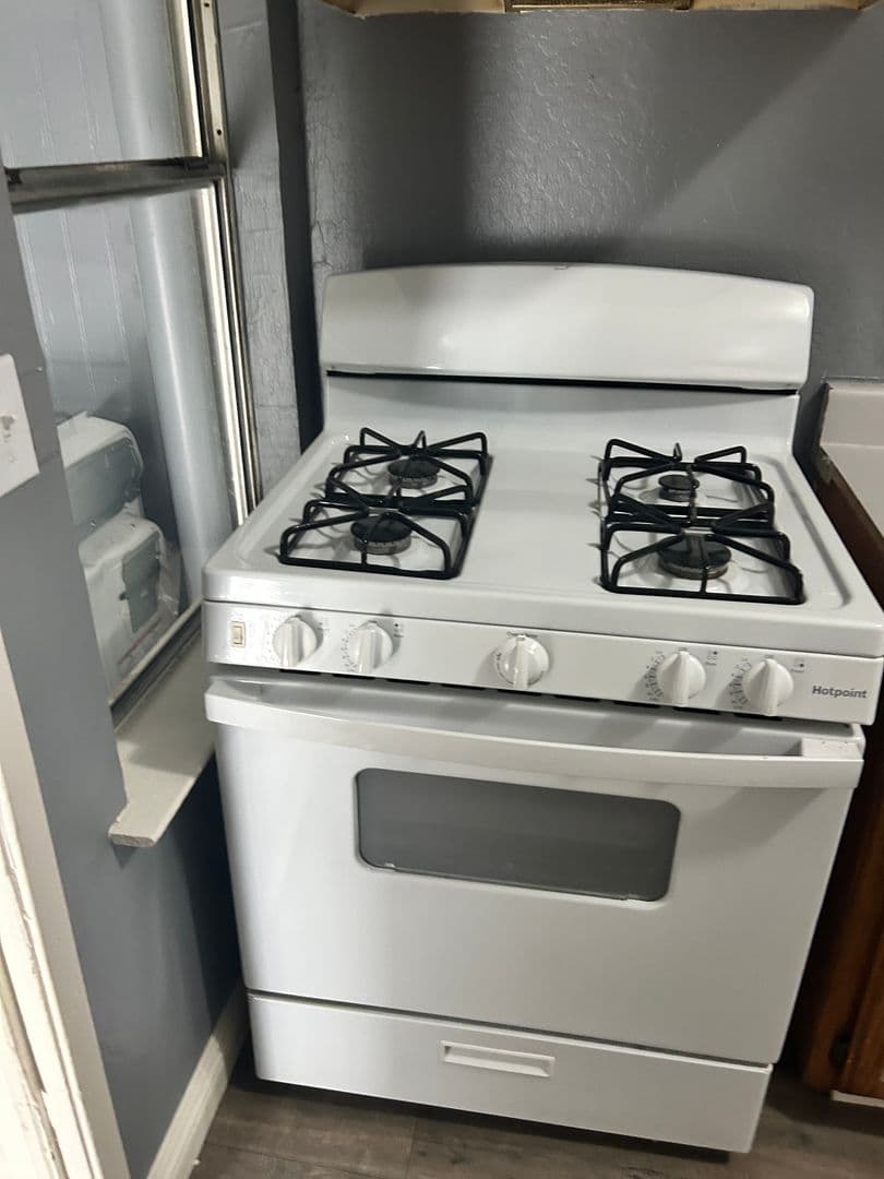 Sacramento Apartment: 423 13th Street