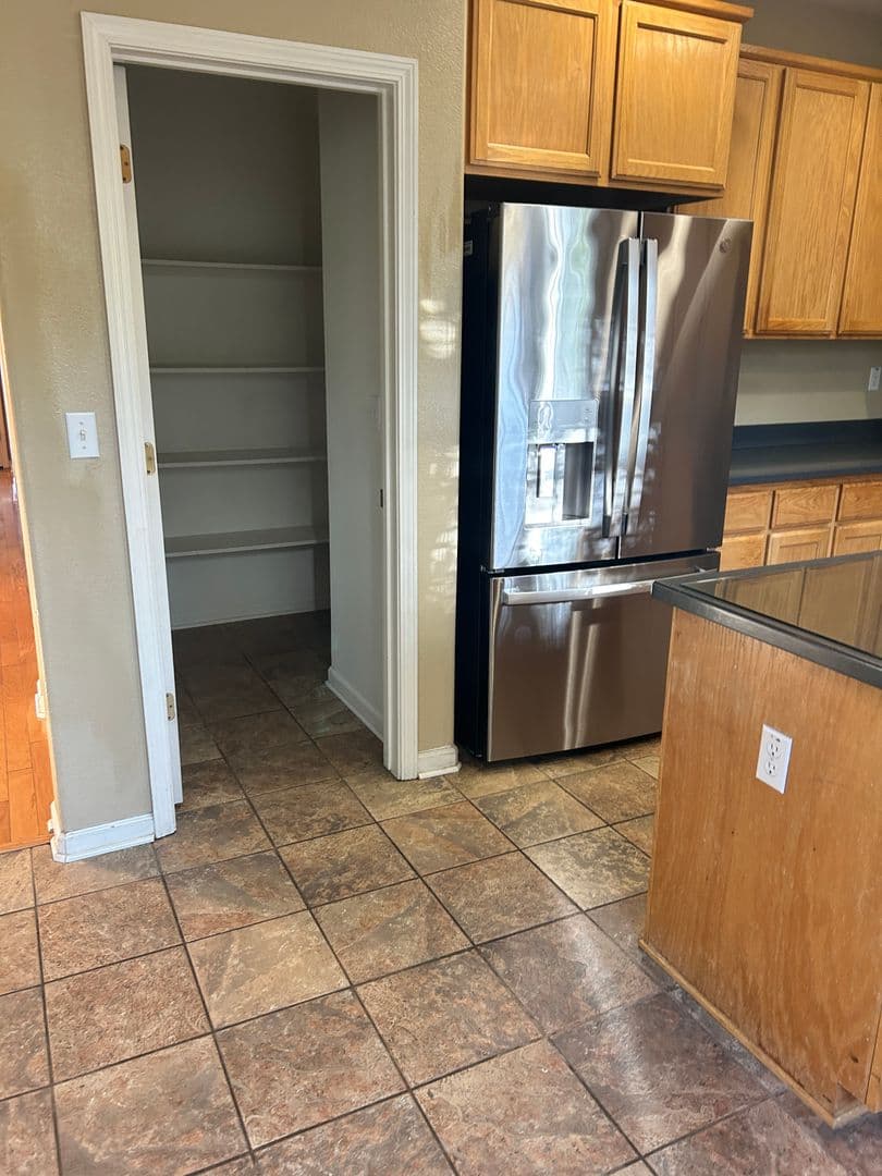SACRAMENTO House: 4934 TROUVILLE LANE