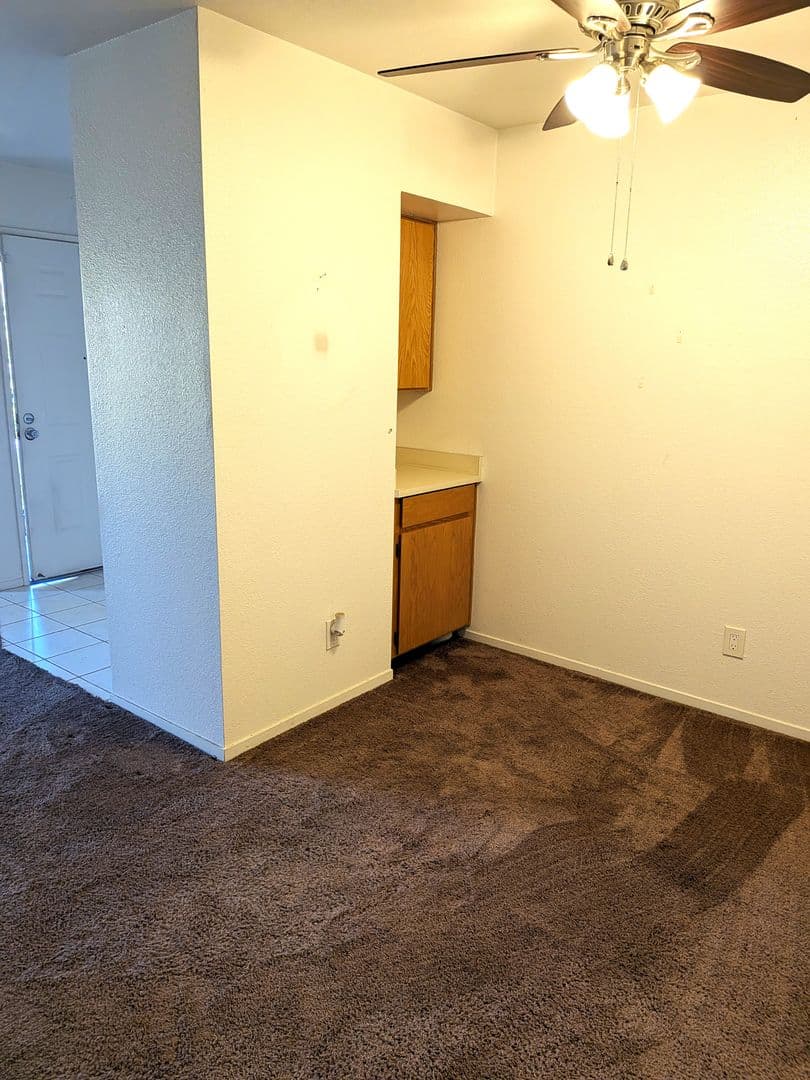 CARMICHAEL Apartment: 8728 FAIR OAKS BLVD #6