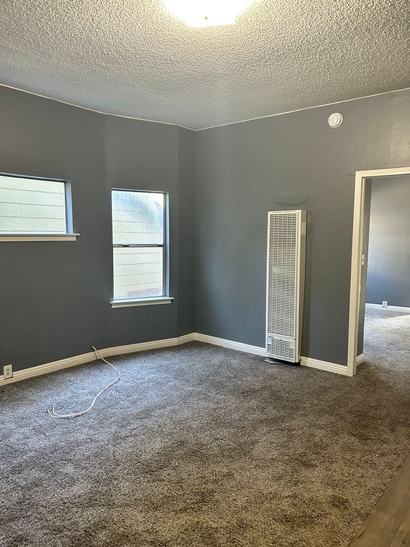 Sacramento Apartment: 423 13th Street