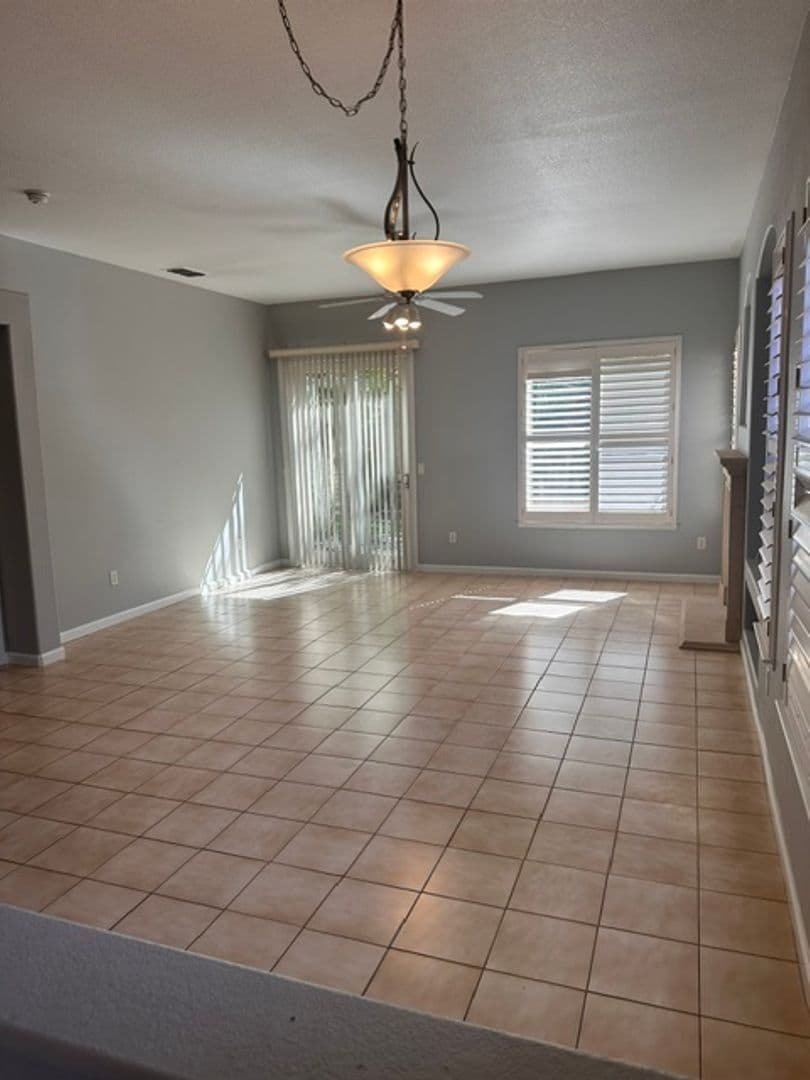 Rocklin House: 1500 Olympic Circle