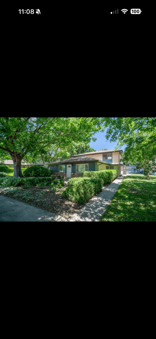 DAVIS Condo: 1703 DONNER AVENUE #4