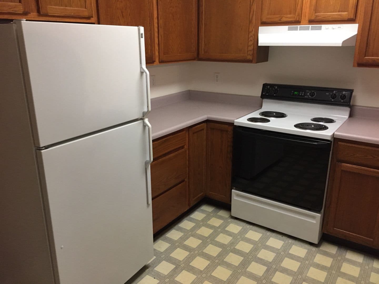 Madison Apartment: 6220-6322 McKee Rd