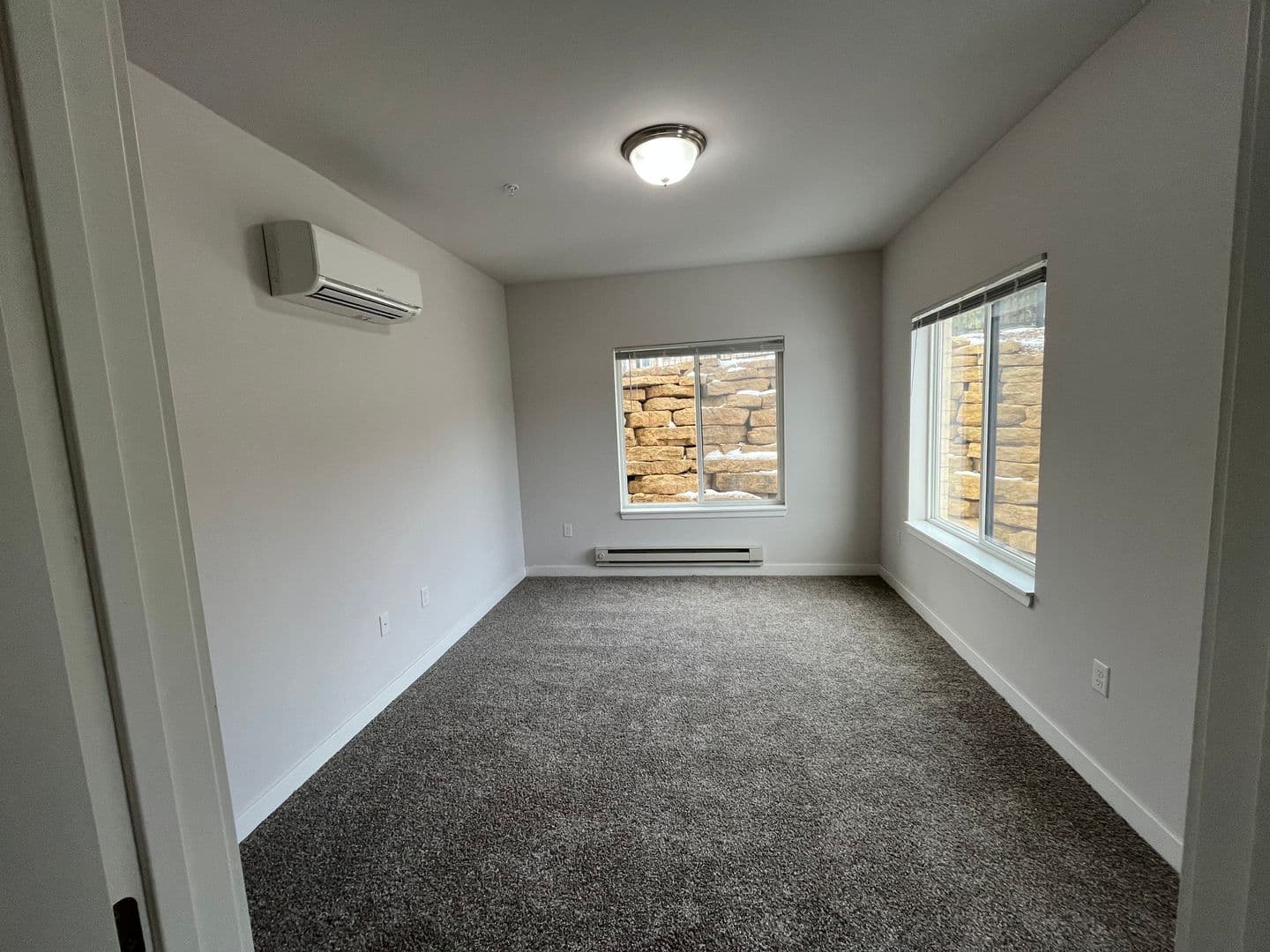 Cottage Grove Apartment: 2515 Gaston Road