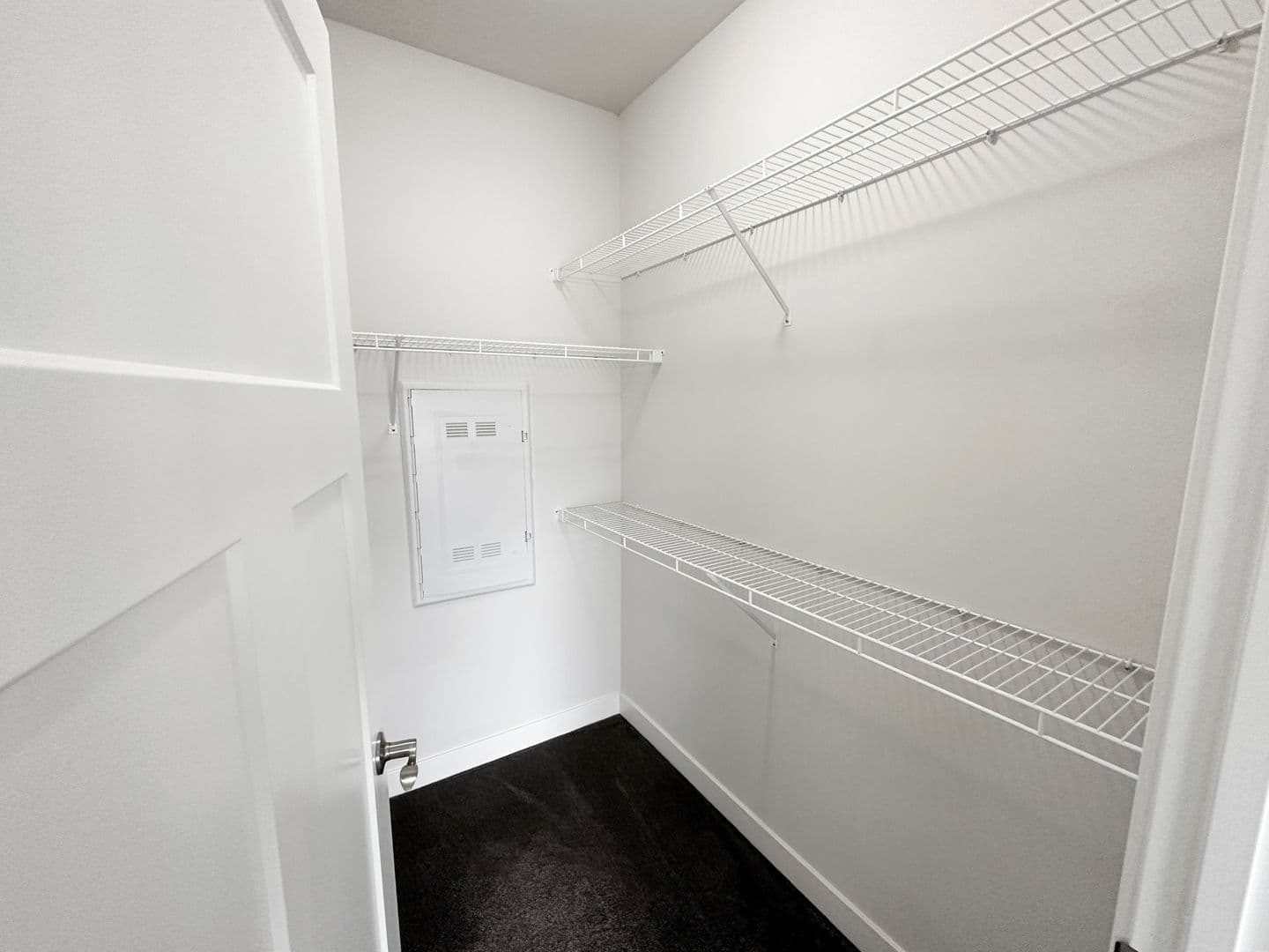 DeForest Apartment: 4958 Innovation Drive