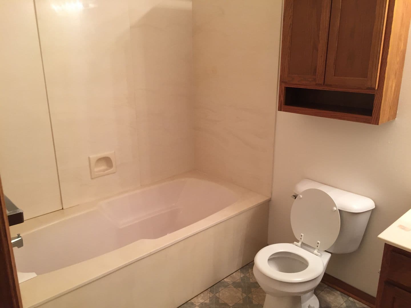 Madison Apartment: 6220-6322 McKee Rd