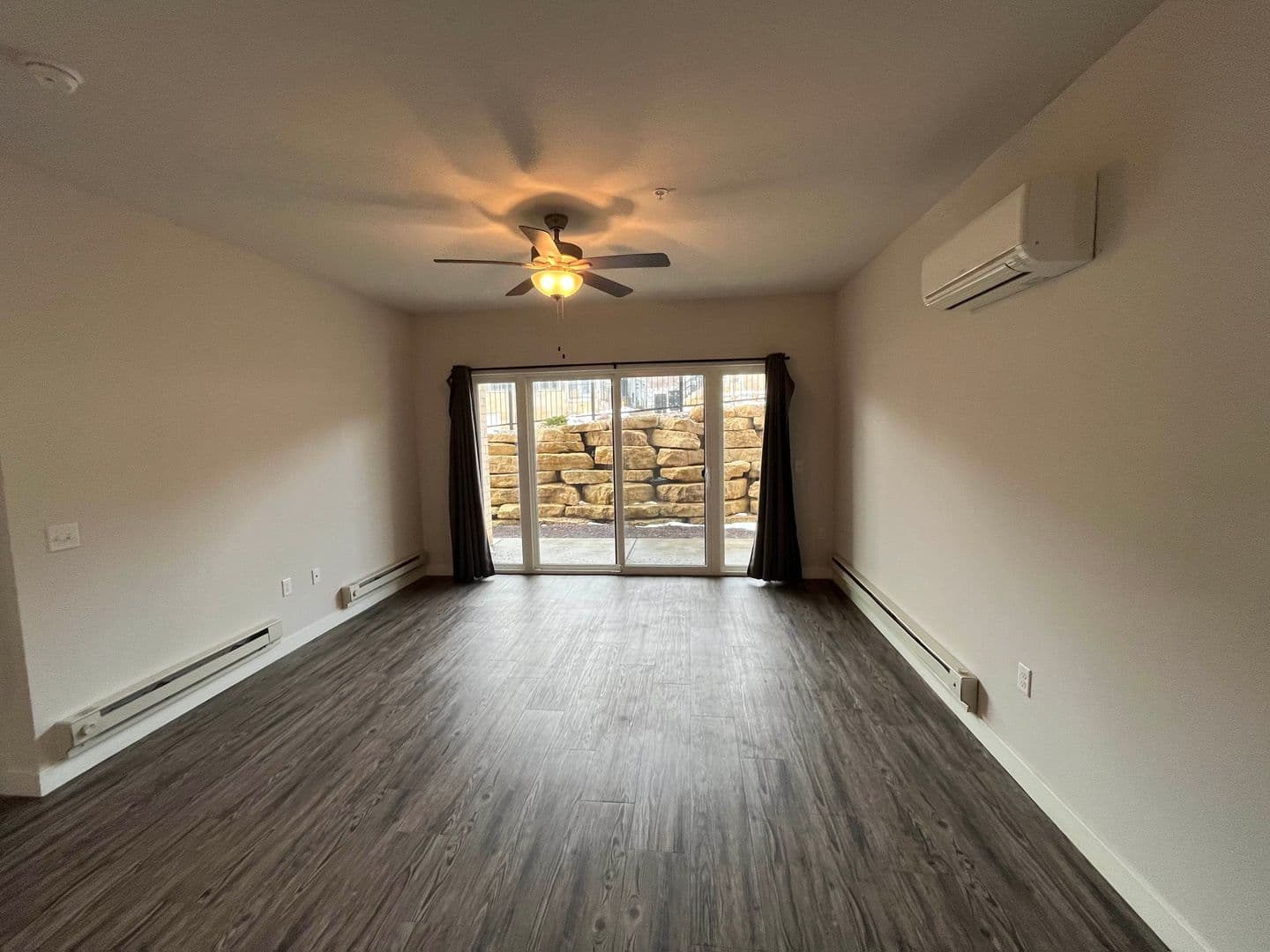 DeForest Apartment: 4958 Innovation Drive
