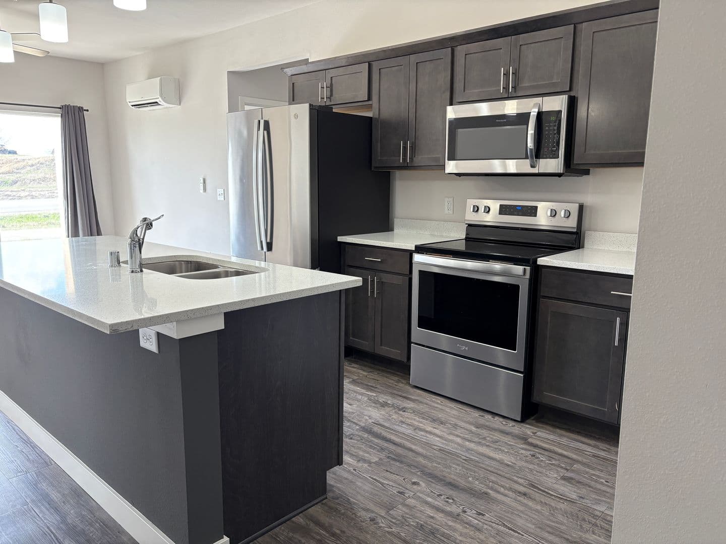Fitchburg Apartment: 4888 Brassica Road