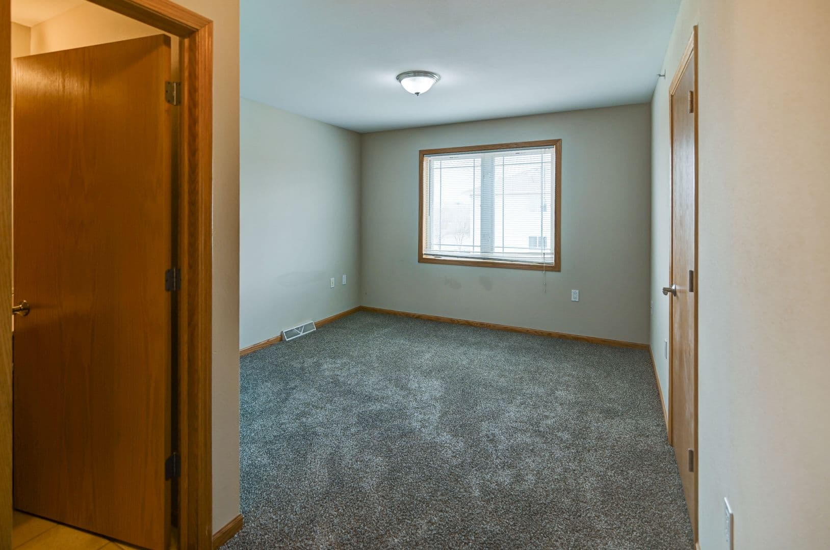 Madison Apartment: 6711 Fairhaven Road