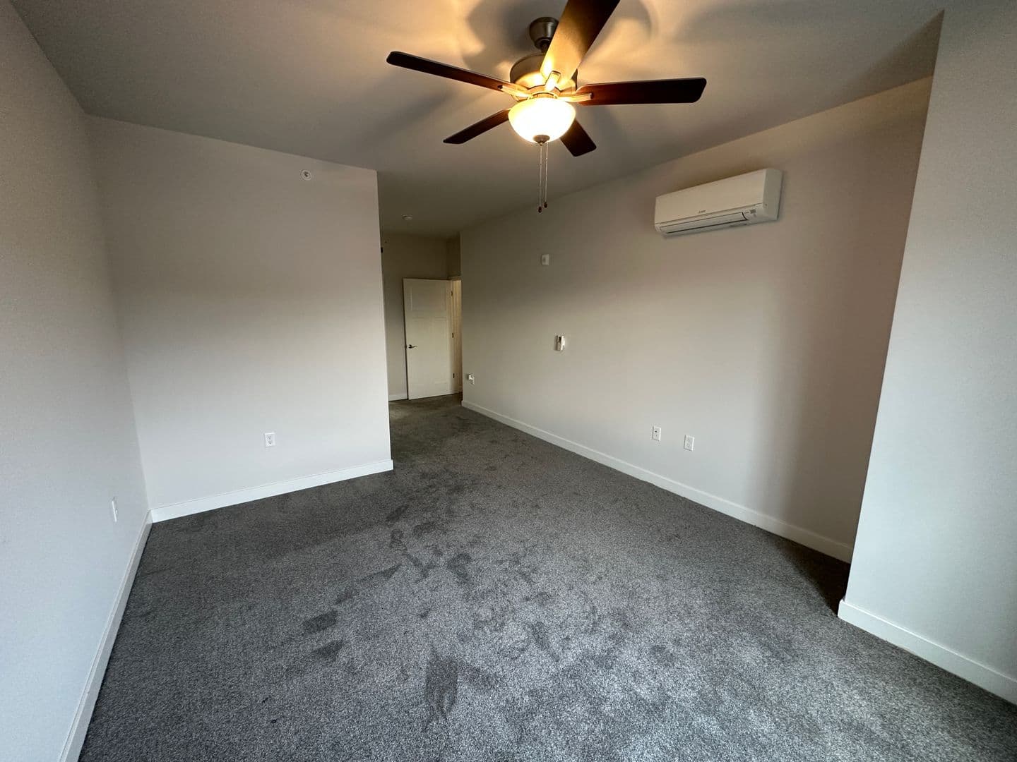Cottage Grove Apartment: 2515 Gaston Road