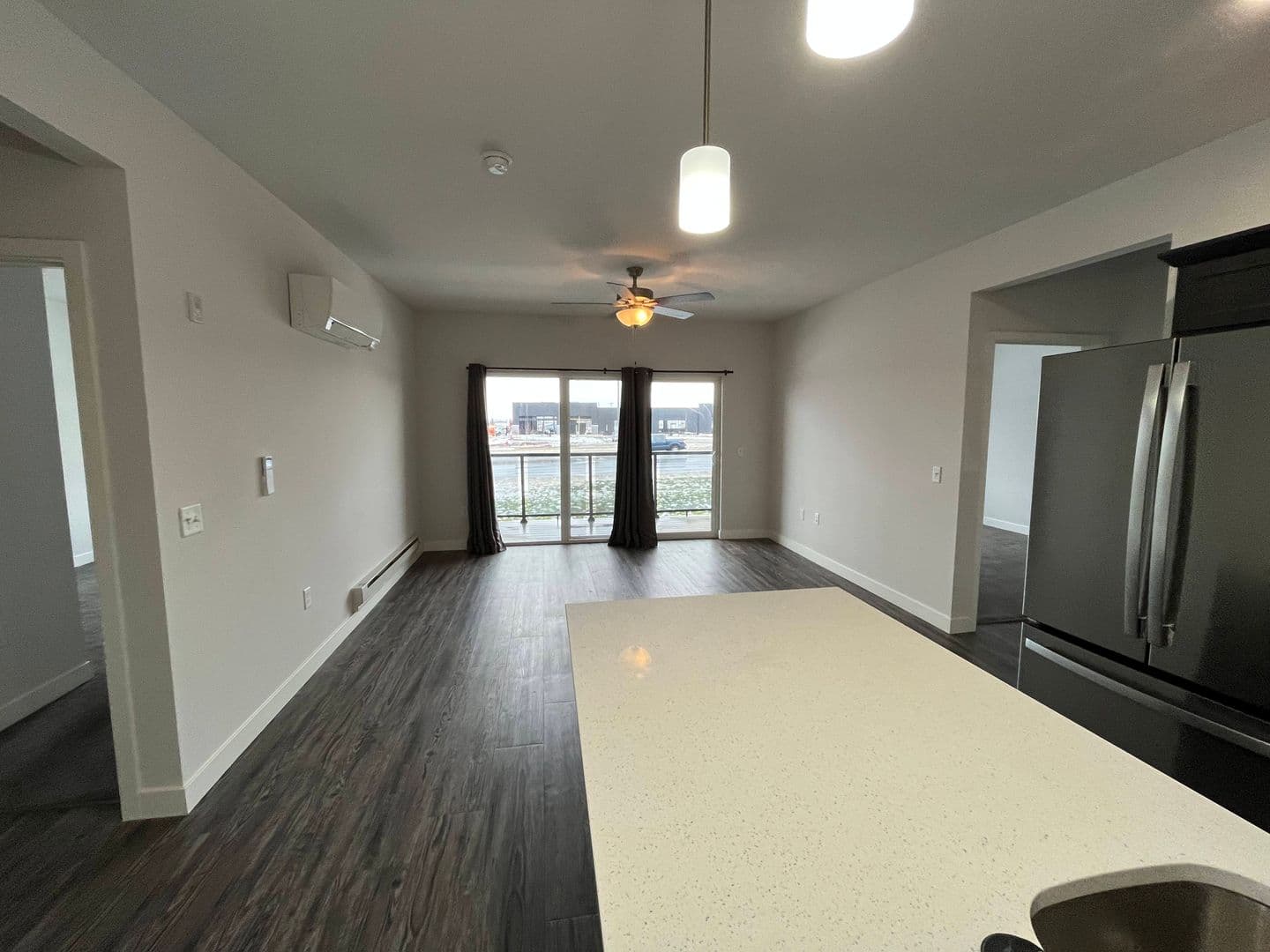 Cottage Grove Apartment: 1300 N Windsor Ave