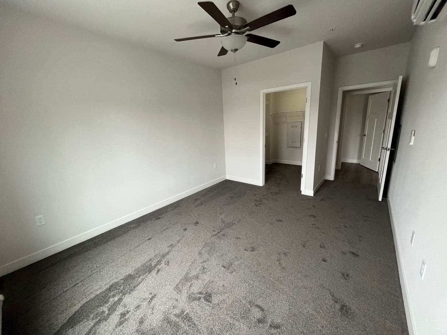 Cottage Grove Apartment: 100 W Limestone Pass