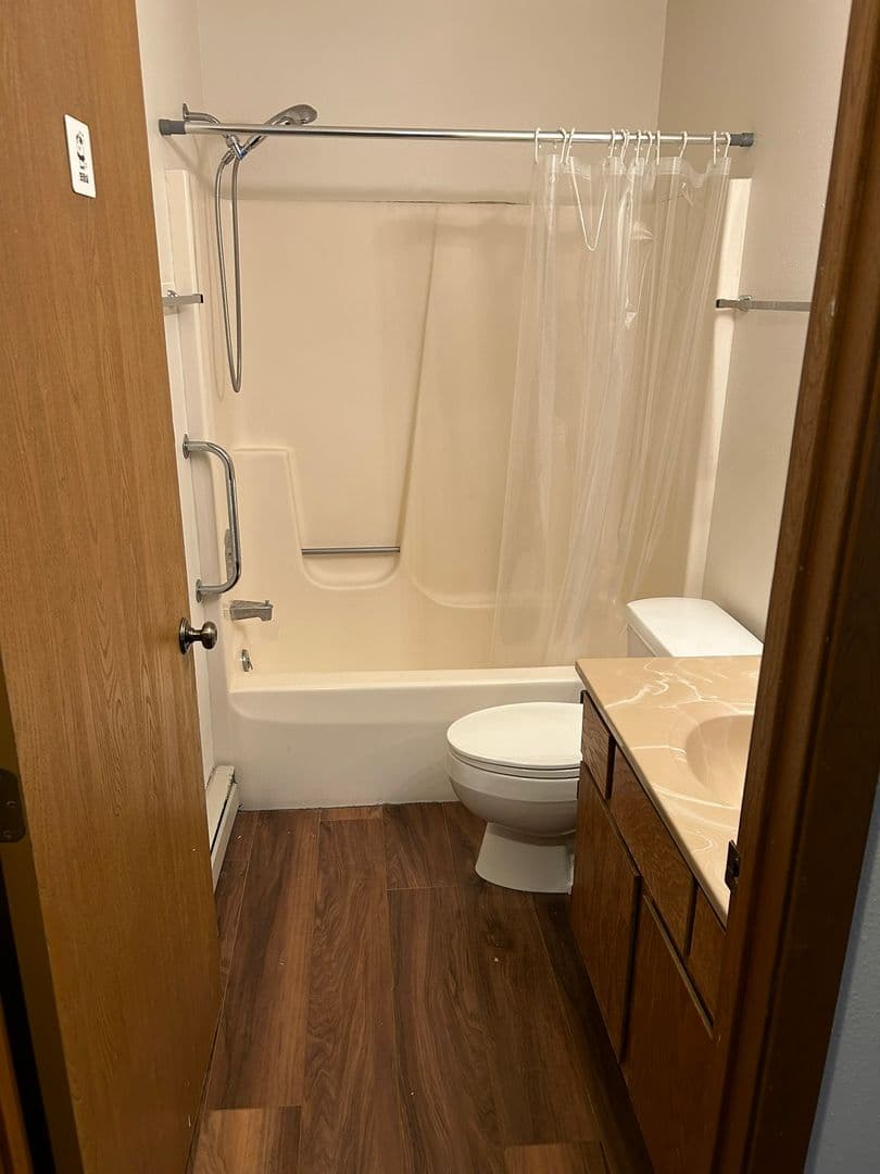 Madison Apartment: 108 Whispering Pines Way, Ski Ct, Allied Dr., Carling Dr., 7106 Fortune Dr.