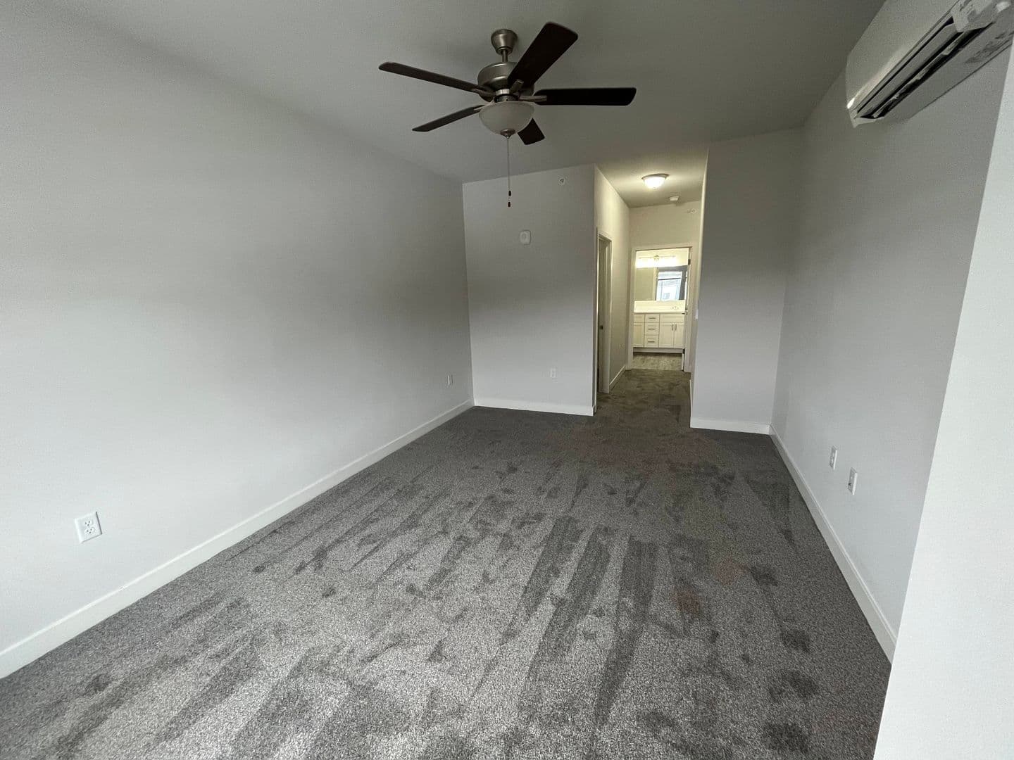 Cottage Grove Apartment: 2515 Gaston Road