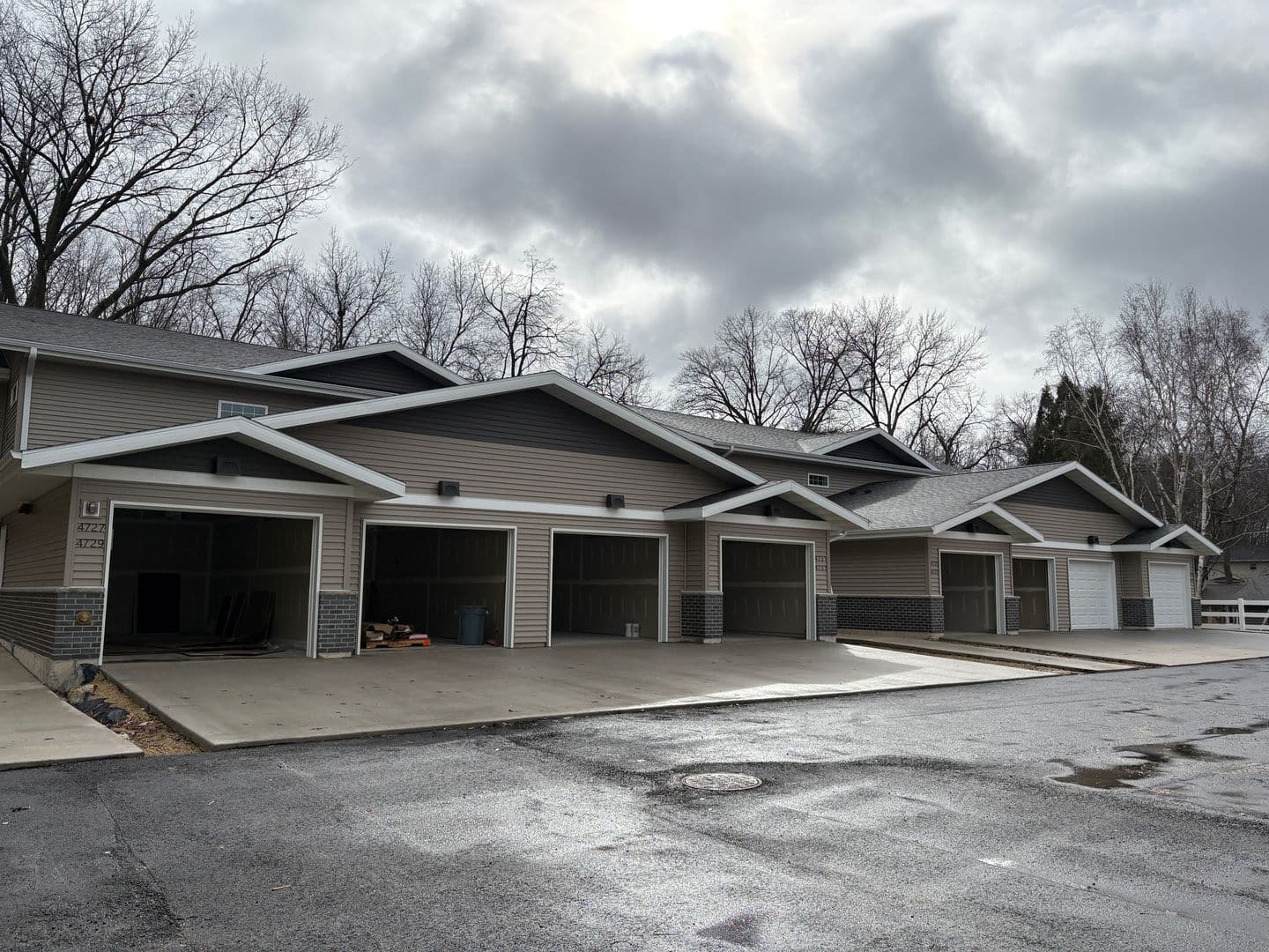 McFarland Apartment: 4719-4741 Burma Rd