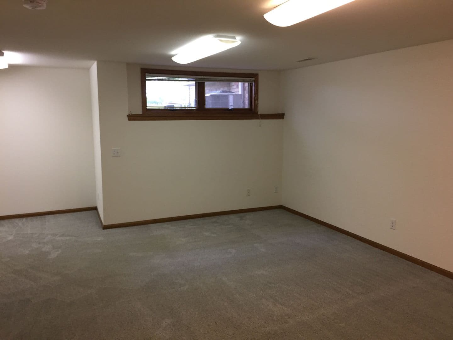 Madison Apartment: 6220-6322 McKee Rd