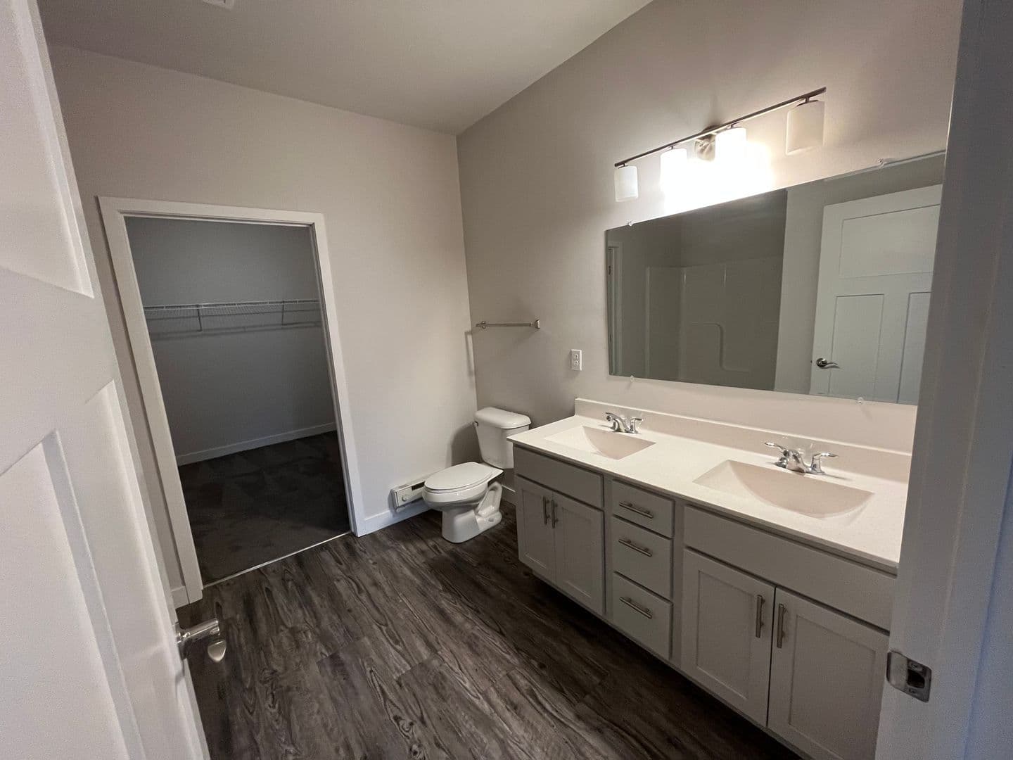 Cottage Grove Apartment: 2515 Gaston Road