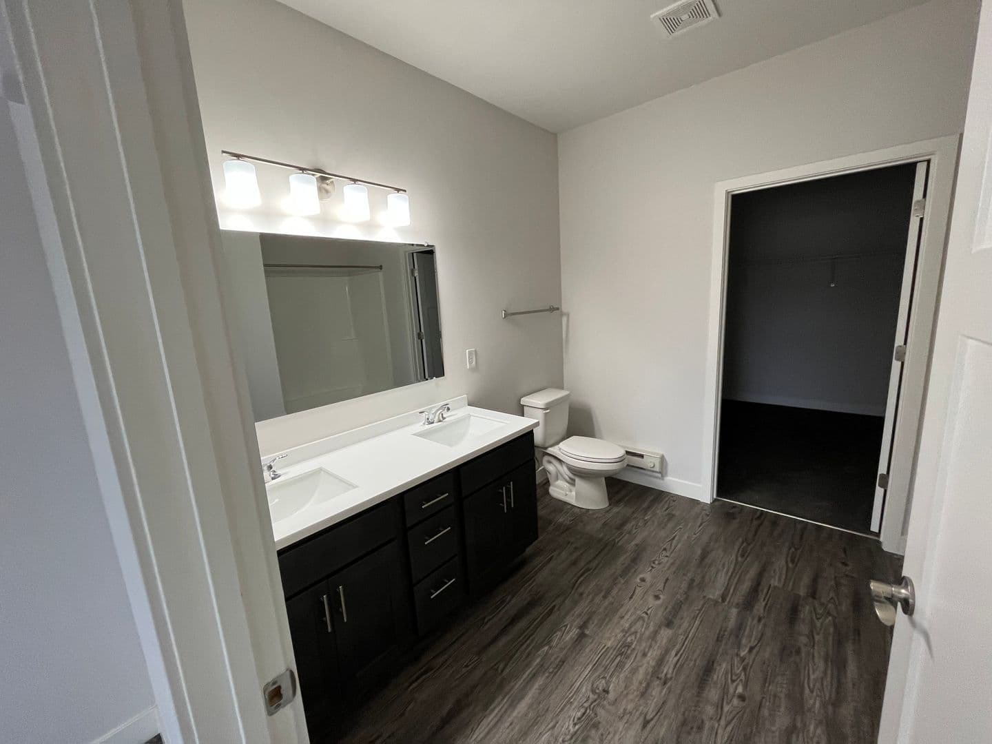 DeForest Apartment: 4958 Innovation Drive