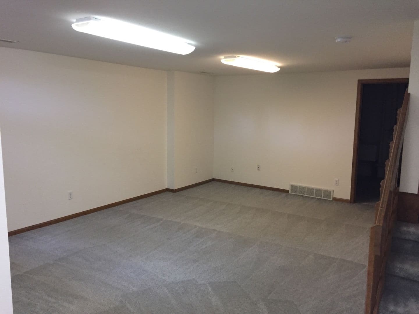 Madison Apartment: 6220-6322 McKee Rd