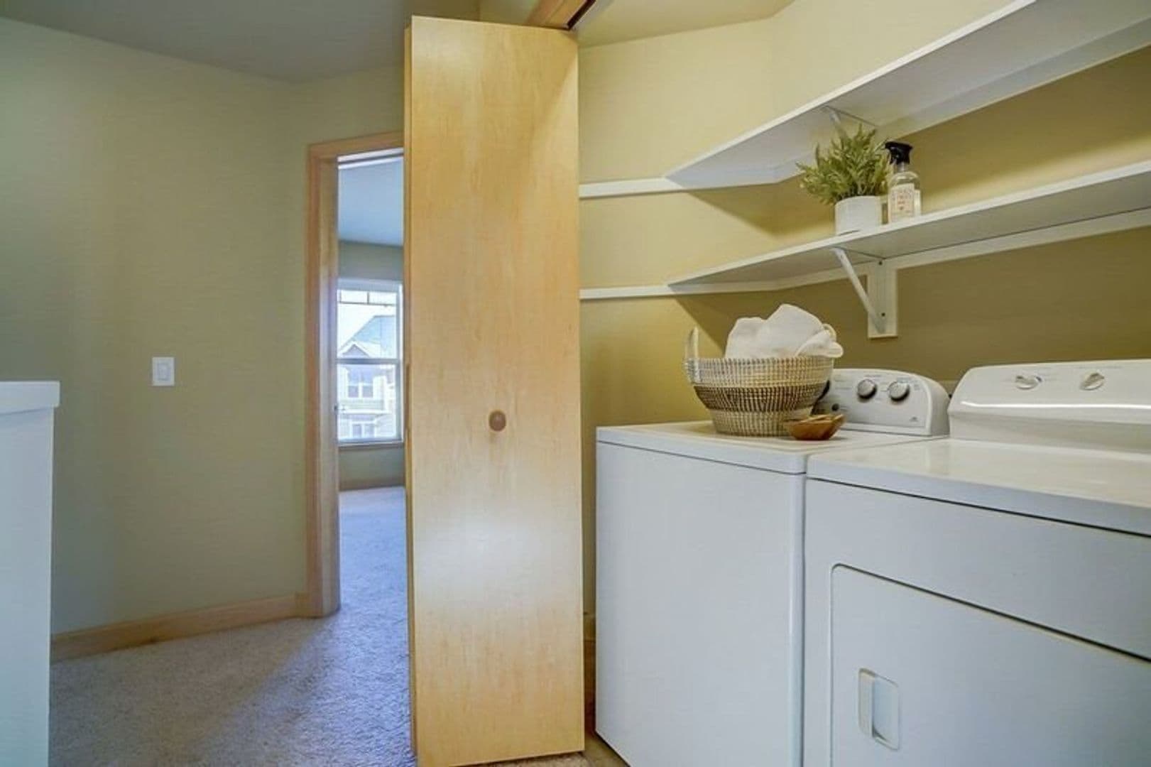 Madison Apartment: 1704-1724 Waldorf Blvd - 8101-8107 Mansion Hill Drive