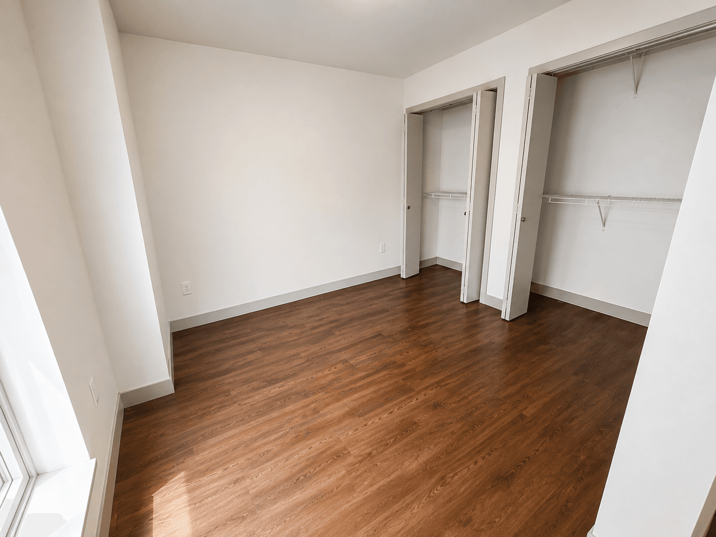 Madison Apartment: 309 S Blount st