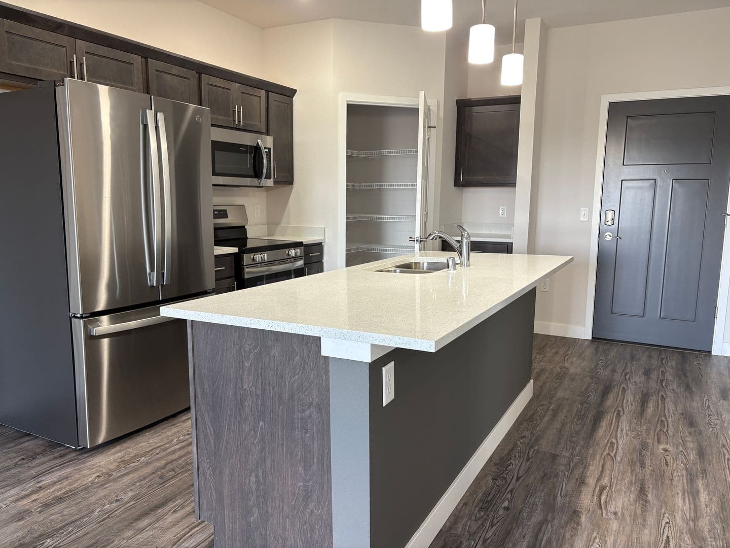 Fitchburg Apartment: 4880 Brassica Road