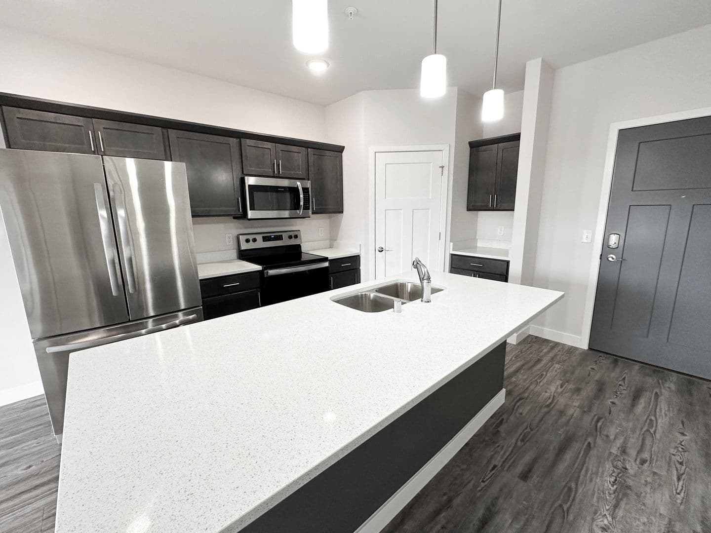 DeForest Apartment: 4958 Innovation Drive