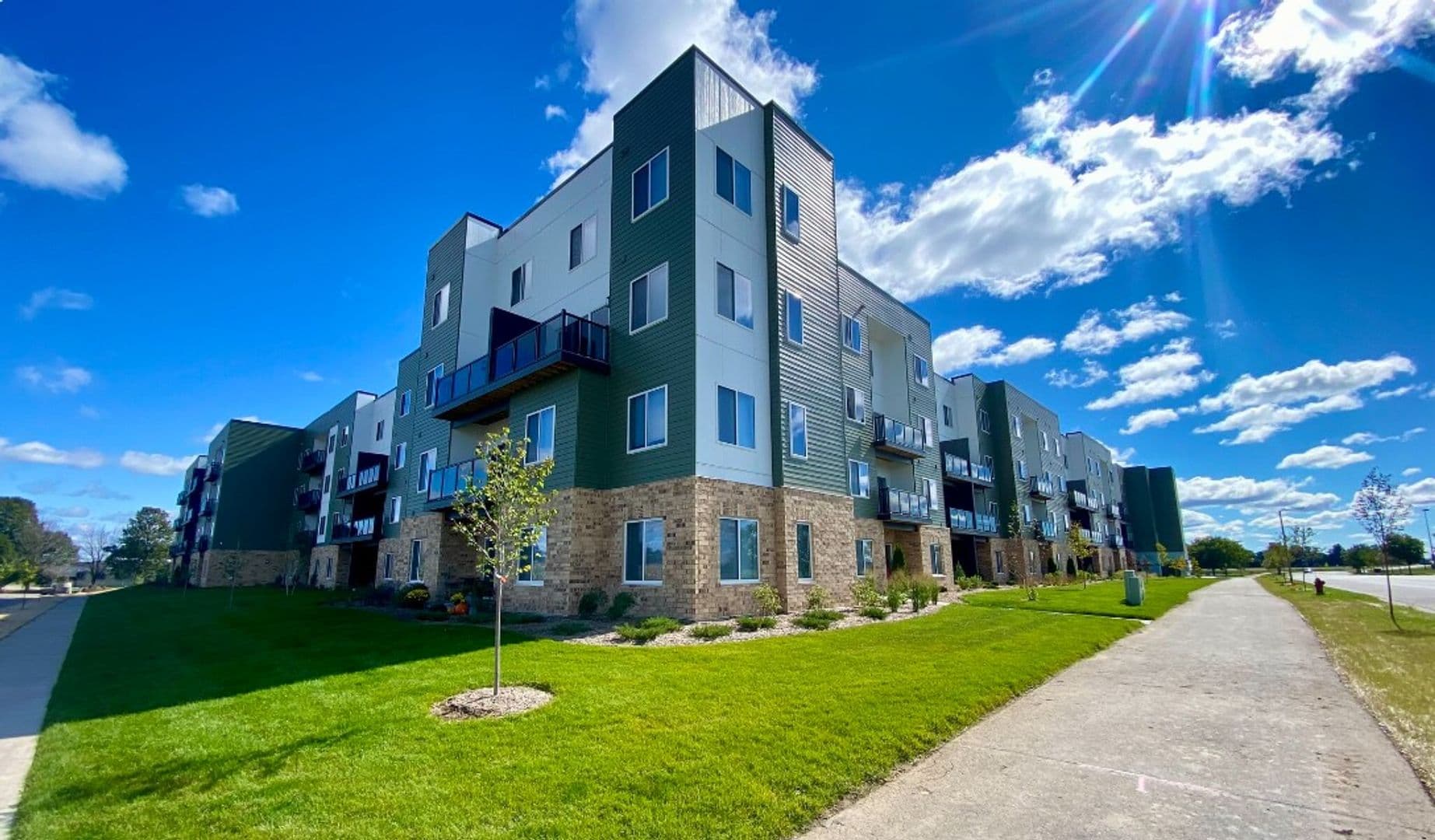 DeForest Apartment: 4958 Innovation Drive