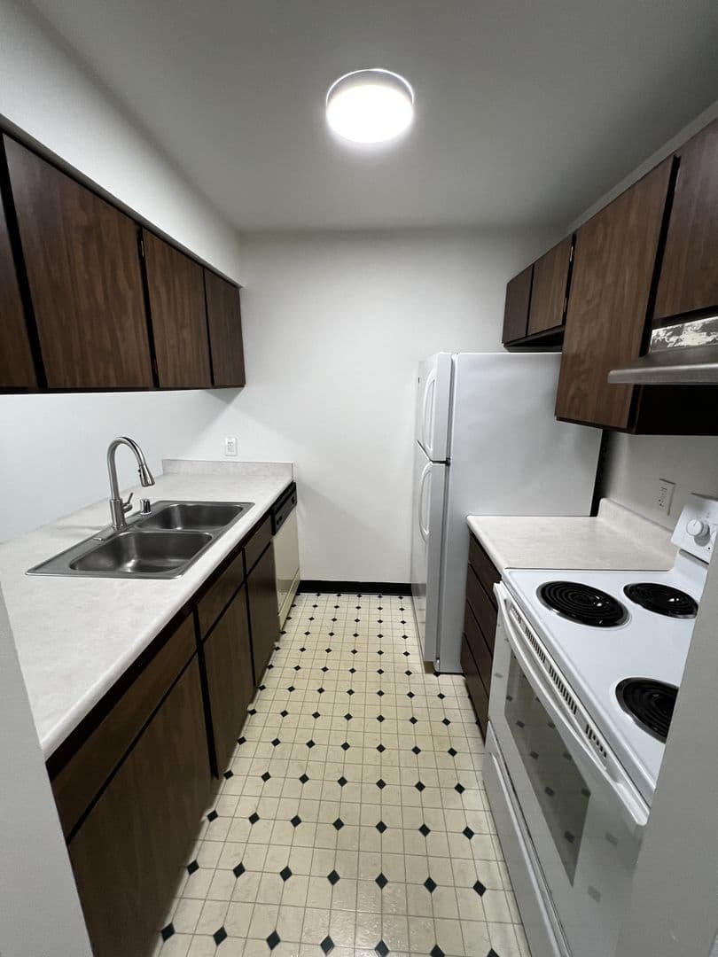 McFarland Apartment: 5902-5903-5911 Spartan Drive, 5006 Farwell Street, 4916 Burma Road