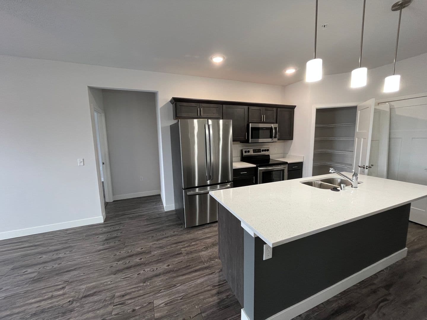 DeForest Apartment: 4958 Innovation Drive