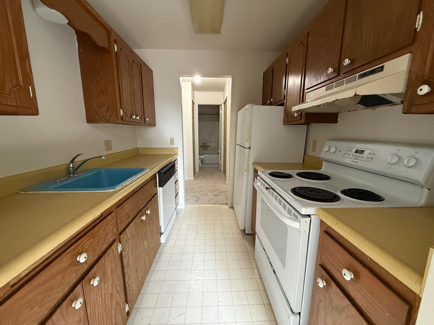 Middleton Apartment: 2114 Allen Blvd.