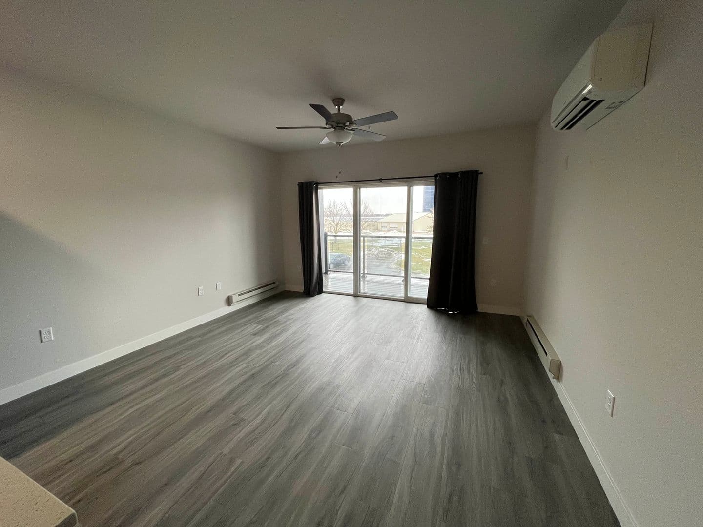 Cottage Grove Apartment: 2515 Gaston Road