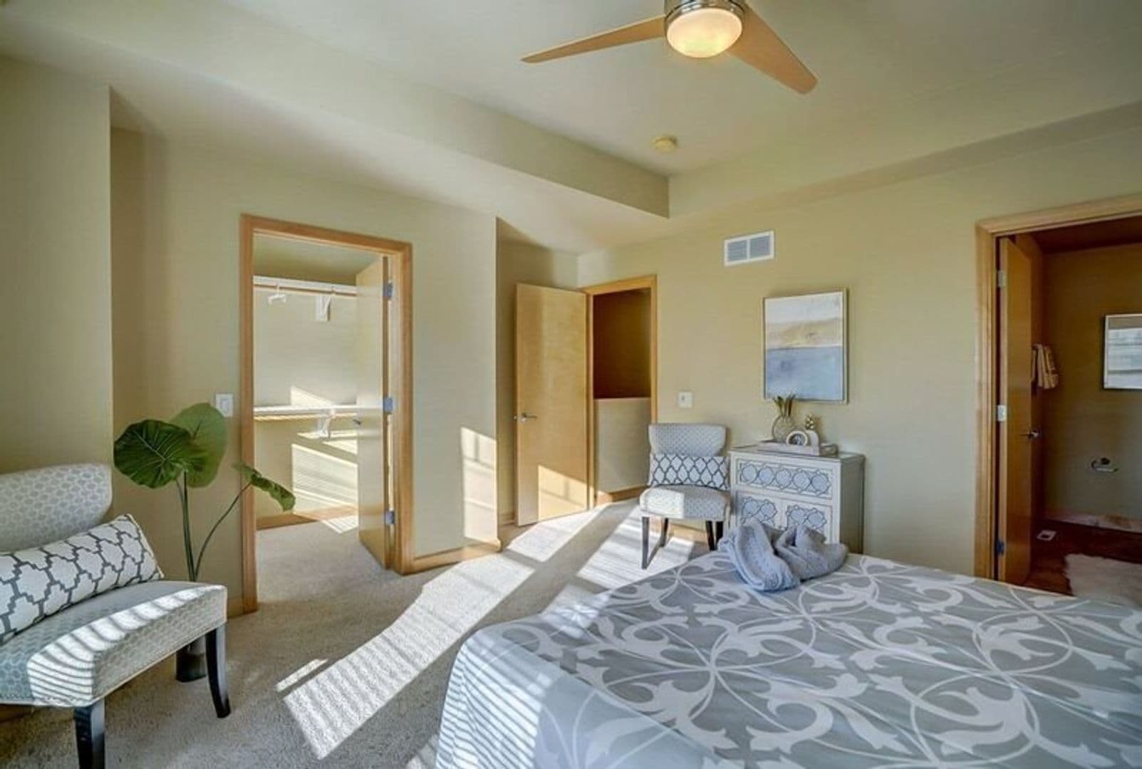 Madison Apartment: 1704-1724 Waldorf Blvd - 8101-8107 Mansion Hill Drive