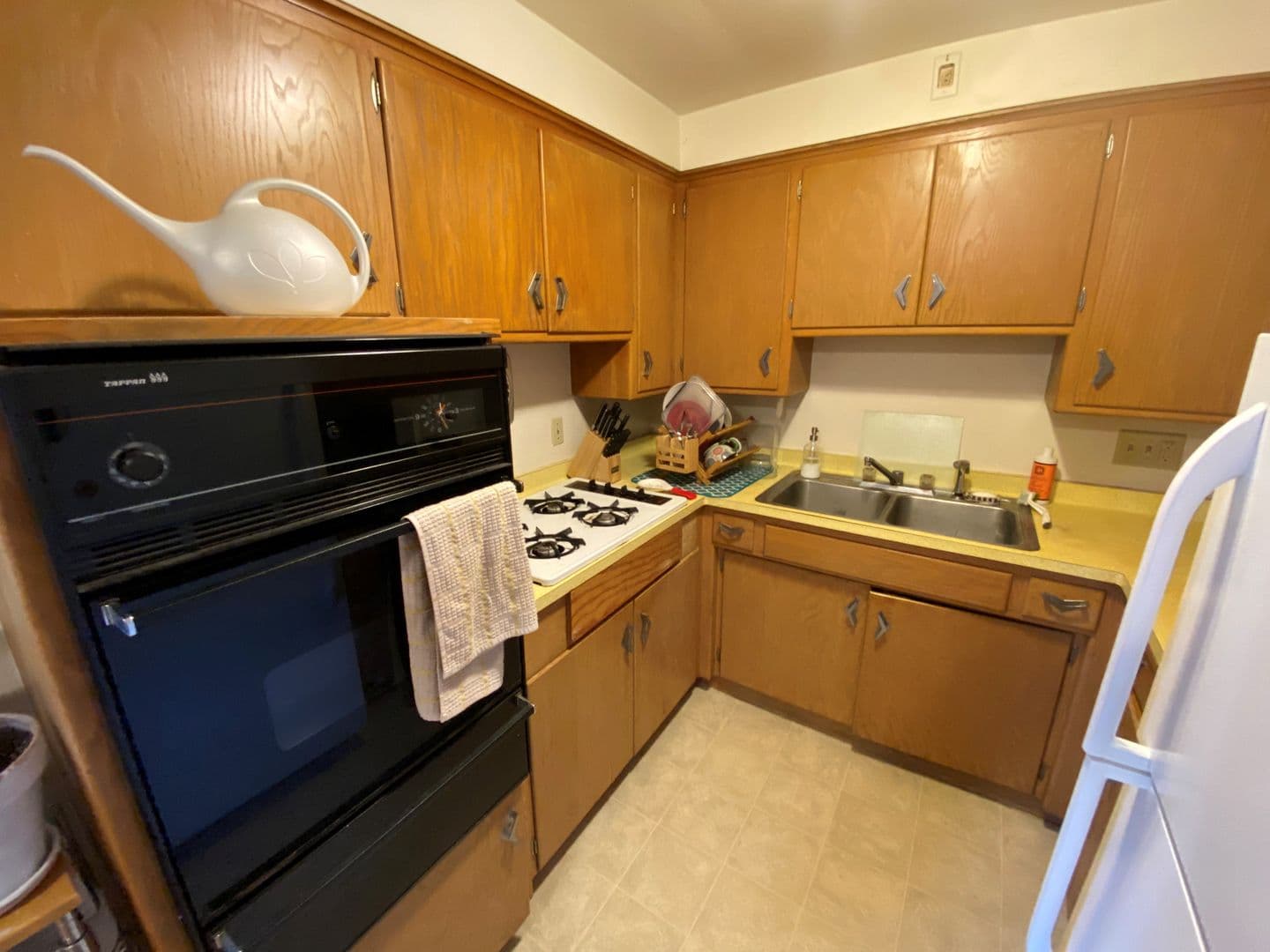 Madison Apartment: 506-518 Shepard Terrace, 602 N. Franklin Avenue, 2737 Lynn Terrace
