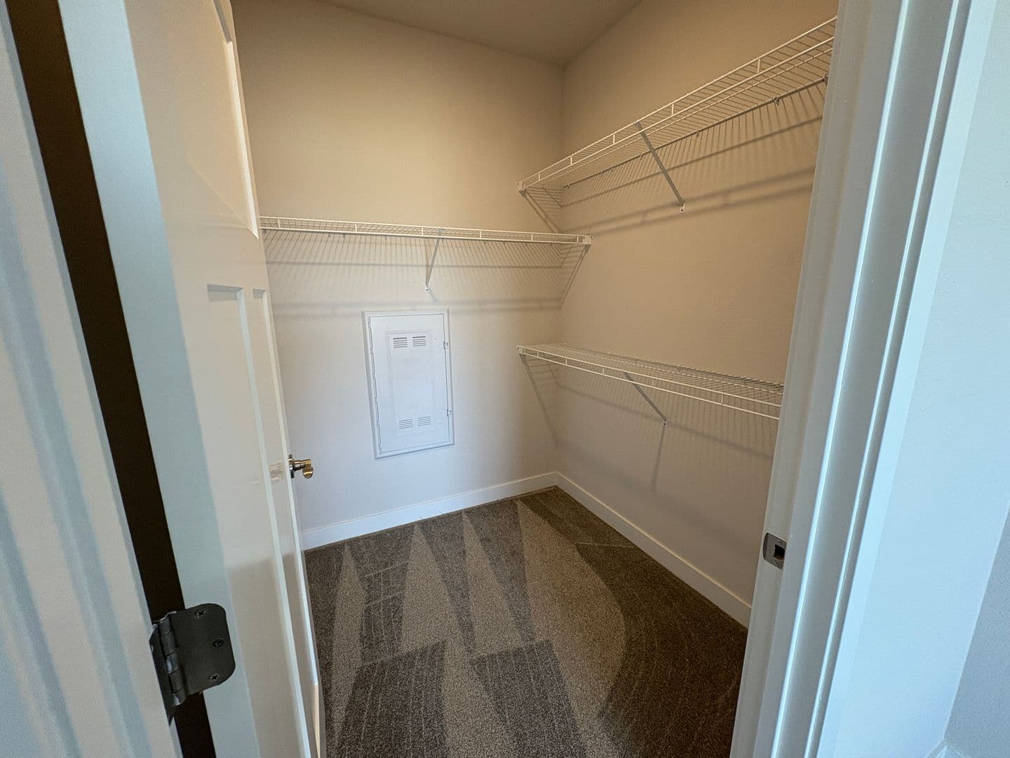 Fitchburg Apartment: 4880 Brassica Road