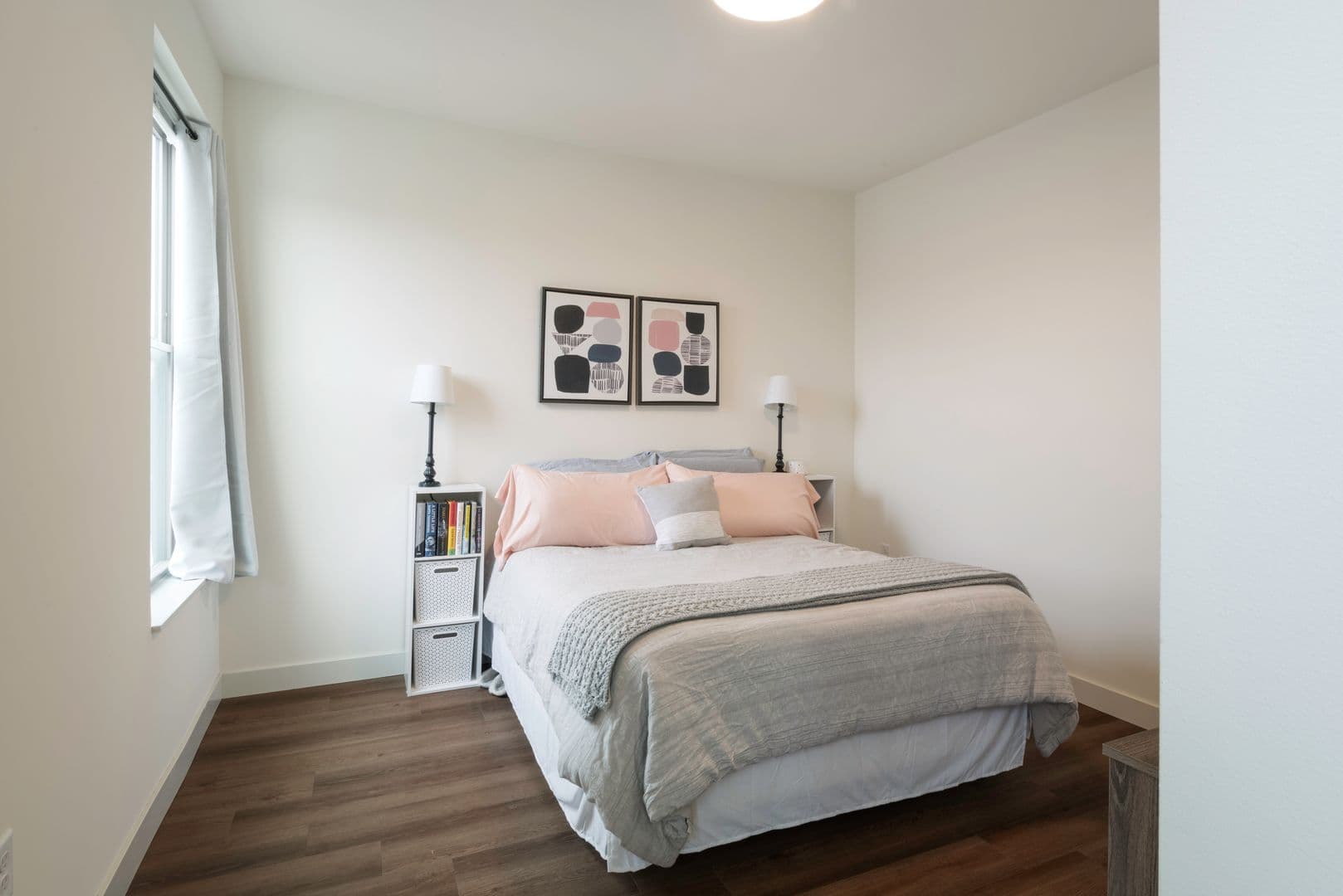 Madison Apartment: 5257-5273 University Avenue