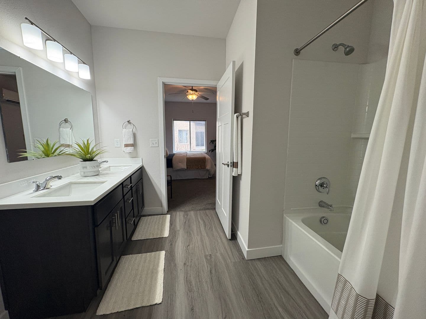 Fitchburg Apartment: 4888 Brassica Road