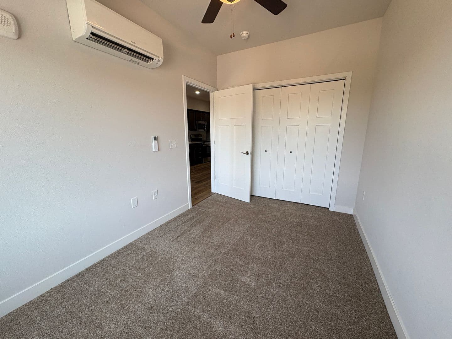 Fitchburg Apartment: 5115 & 5117 Central Park Place