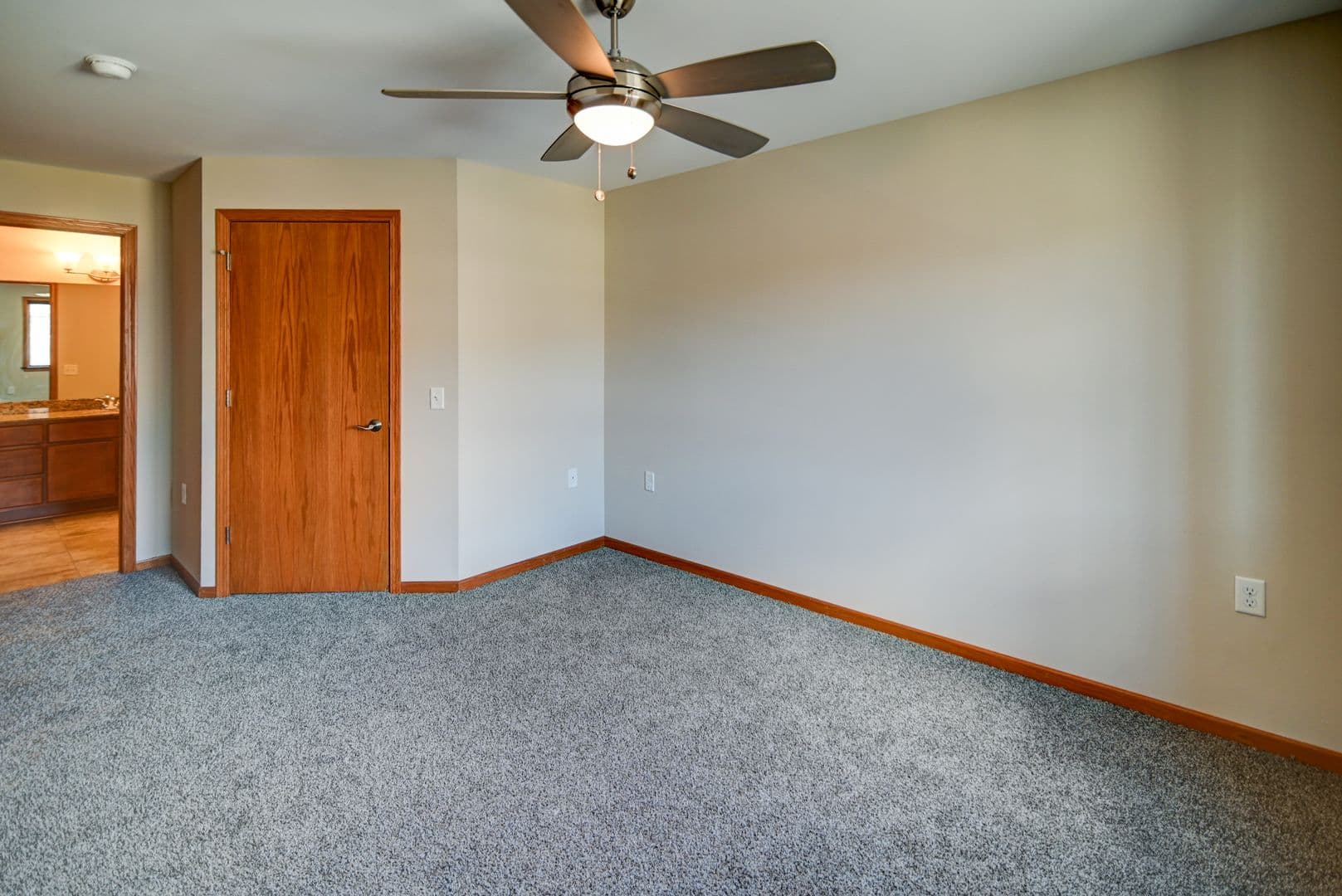 Madison Apartment: 6749 Fairhaven Road