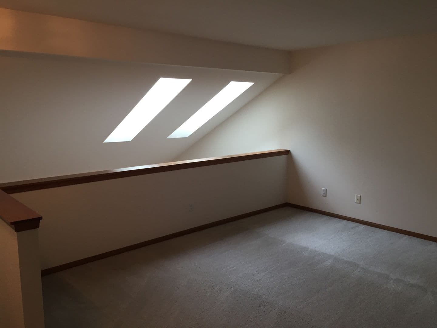 Madison Apartment: 6220-6322 McKee Rd