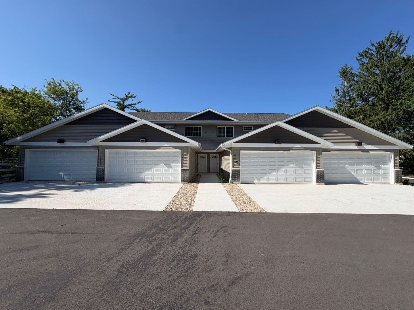 McFarland Apartment: 4719-4741 Burma Rd