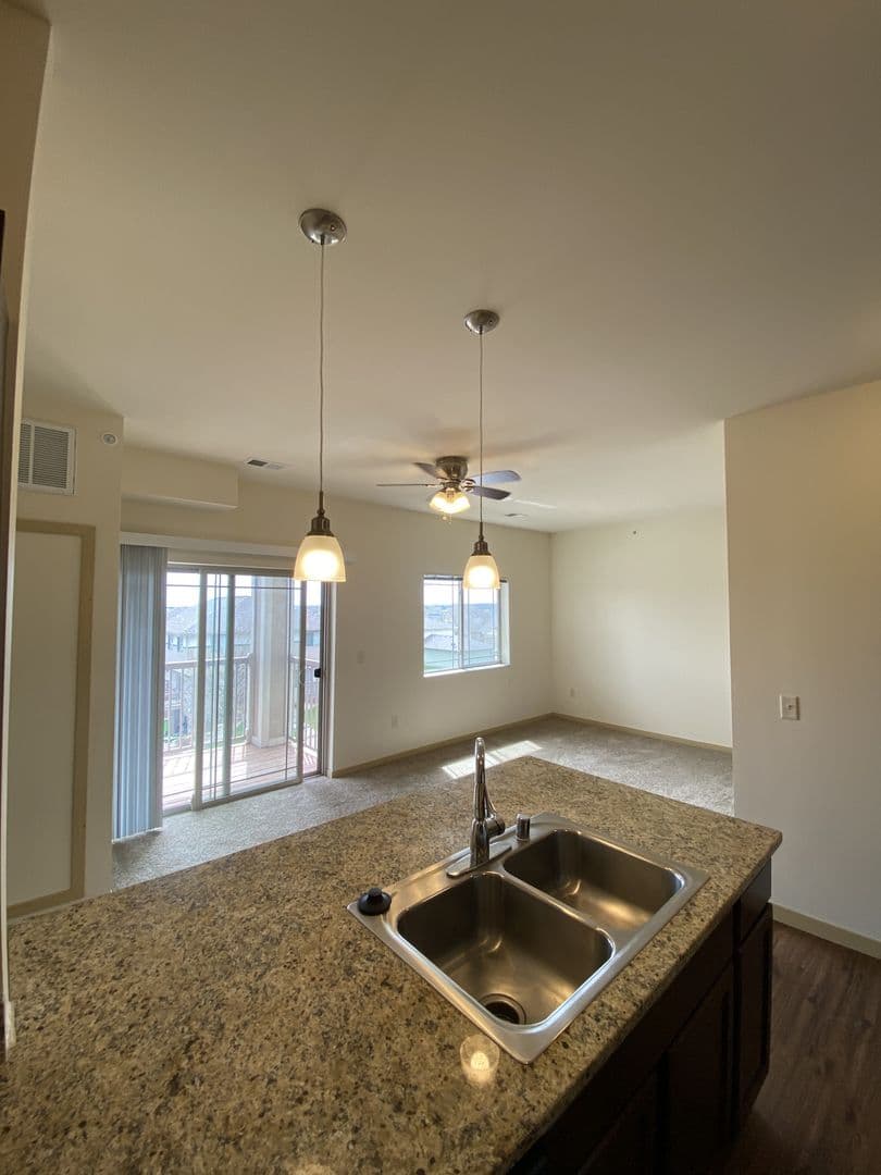 Windsor Apartment: 4320 North Towne Court